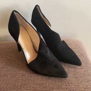 Jessica Simpson velvety black heels 7M